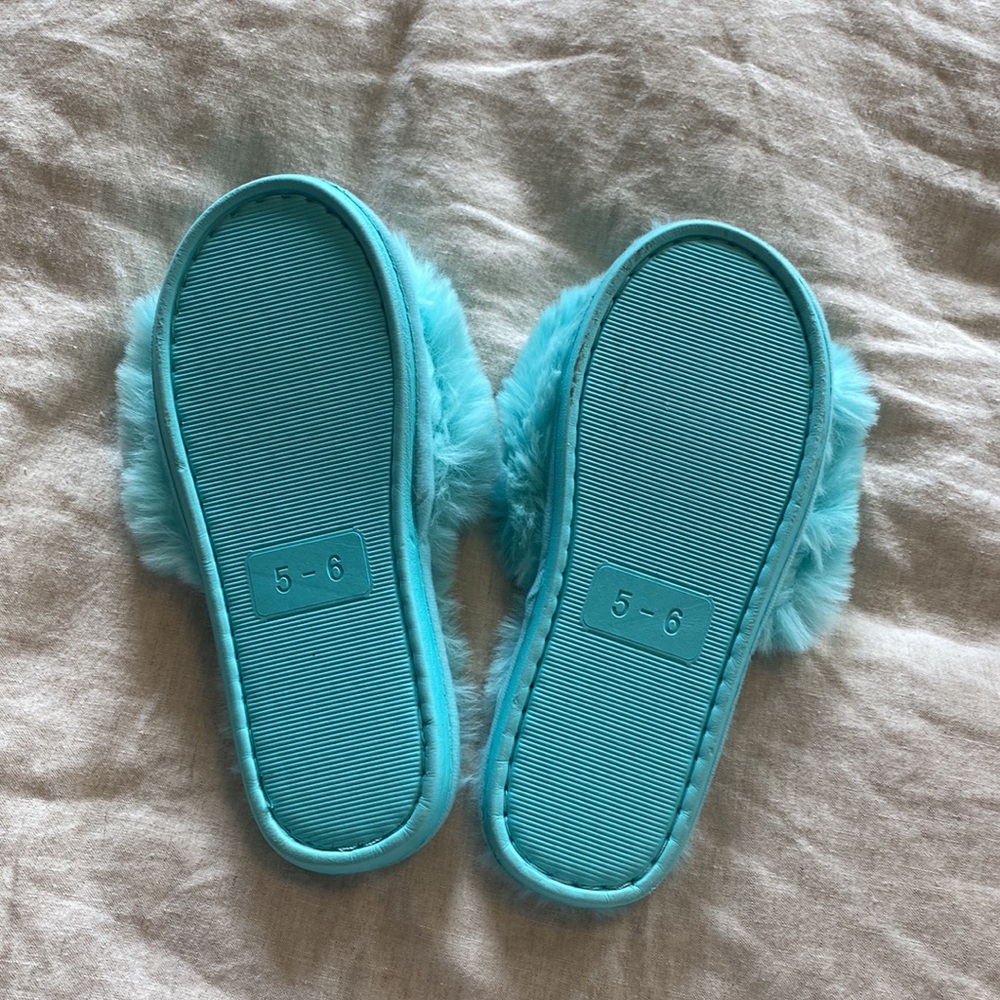 Fuzzy Slippers - Picture 2 of 2
